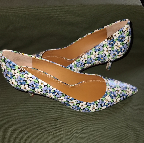 Tory Burch Heels - Picture 13 of 17